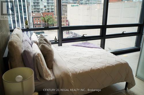 403 - 224 King Street W, Toronto, ON - Indoor Photo Showing Bedroom