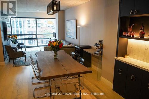 403 - 224 King Street W, Toronto, ON - Indoor Photo Showing Dining Room