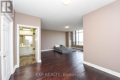 3205 - 35 Kingsbridge Garden Circle, Mississauga, ON - Indoor Photo Showing Other Room