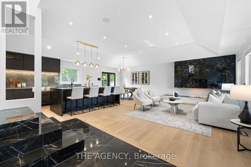 34 Burton Grove, King, ON - Indoor Photo Showing Living Room