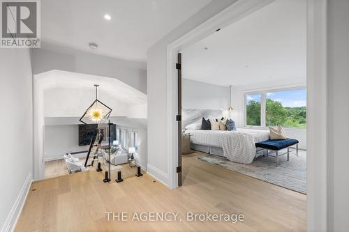 34 Burton Grove, King, ON - Indoor Photo Showing Bedroom