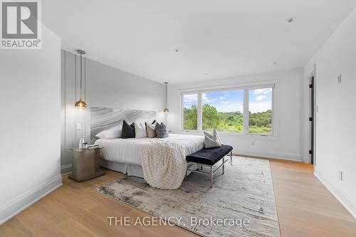 34 Burton Grove, King, ON - Indoor Photo Showing Bedroom