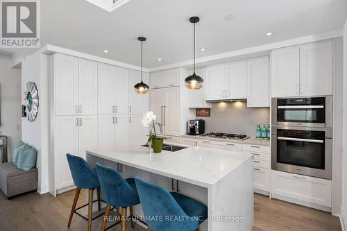 515 - 280 Howland Avenue, Toronto, ON - Indoor Photo Showing Kitchen With Stainless Steel Kitchen With Upgraded Kitchen