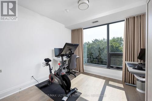 515 - 280 Howland Avenue, Toronto, ON - Indoor Photo Showing Gym Room