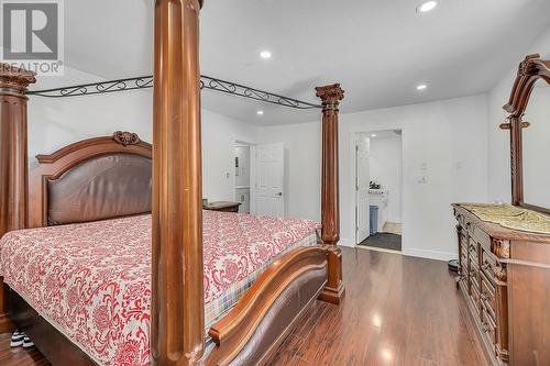 5463 Sumac Street, Oliver, BC - Indoor Photo Showing Bedroom