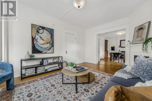 86 Springdale Street, St. John'S, NL - Indoor Photo Showing Living Room