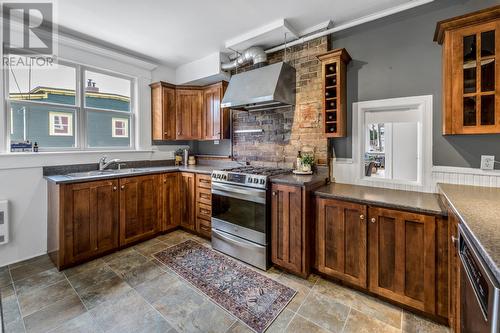 86 Springdale Street, St. John'S, NL - Indoor Photo Showing Kitchen With Double Sink