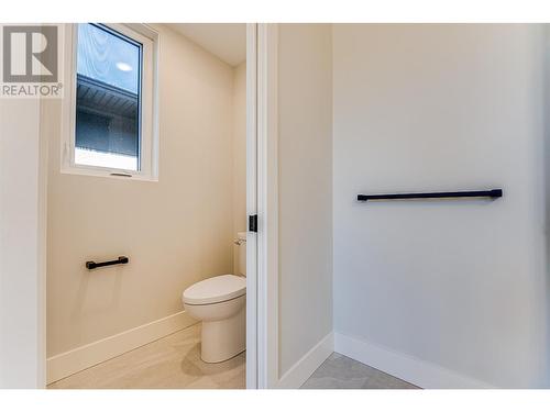 1007 Mt. Burnham Road, Vernon, BC - Indoor Photo Showing Bathroom