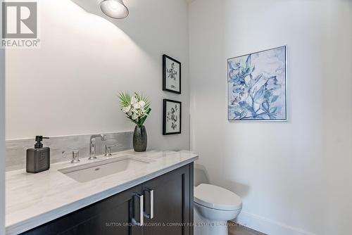 29 Spruce Crescent, North Middlesex (Parkhill), ON - Indoor Photo Showing Bathroom