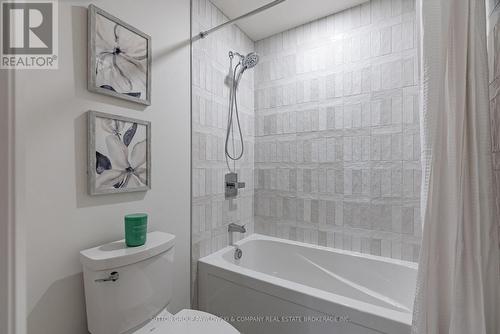 29 Spruce Crescent, North Middlesex (Parkhill), ON - Indoor Photo Showing Bathroom