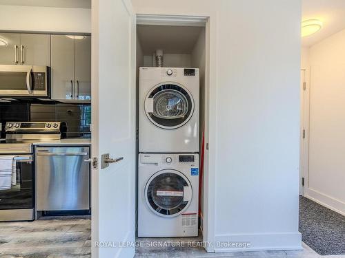 218-6065 Mcleod Rd, Niagara Falls, ON - Indoor Photo Showing Laundry Room