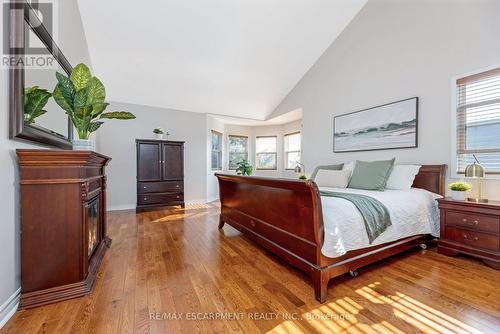 54 Dairy Drive, Halton Hills, ON - Indoor Photo Showing Bedroom