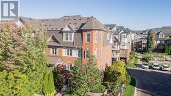 1 - 580 SHORELINE DRIVE  Mississauga, ON L5B 0A8