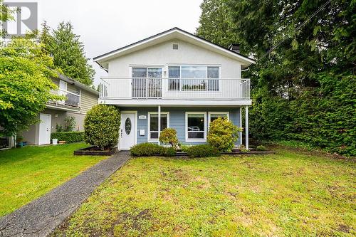 1096 Viney Road, North Vancouver, BC - Outdoor With Deck Patio Veranda With Facade