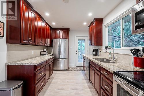 1096 Viney Road, North Vancouver, BC - Indoor Photo Showing Kitchen With Double Sink