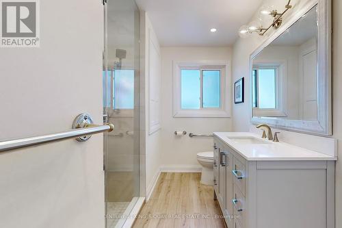 4 Honeybourne Crescent, Markham, ON - Indoor Photo Showing Bathroom