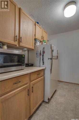 1403 430 5Th Avenue N, Saskatoon, SK - Indoor Photo Showing Kitchen