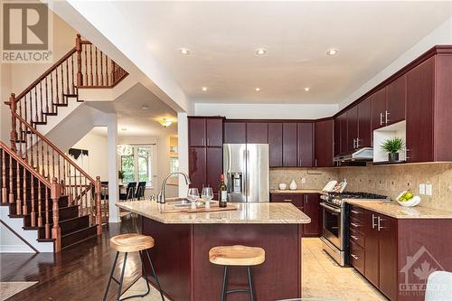 4020 Canyon Walk Drive, Ottawa, ON - Indoor Photo Showing Kitchen With Upgraded Kitchen