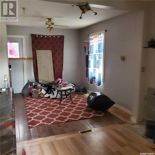 1401 23Rd Street, Saskatoon, SK - Indoor Photo Showing Bedroom