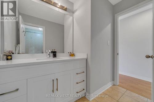 63 Haven Road, Vaughan, ON - Indoor Photo Showing Bathroom