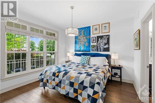 647 Brookwood Circle, Ottawa, ON - Indoor Photo Showing Bedroom