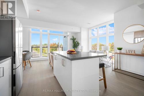 Th29 - 188 Angus Drive, Ajax, ON - Indoor Photo Showing Kitchen With Upgraded Kitchen