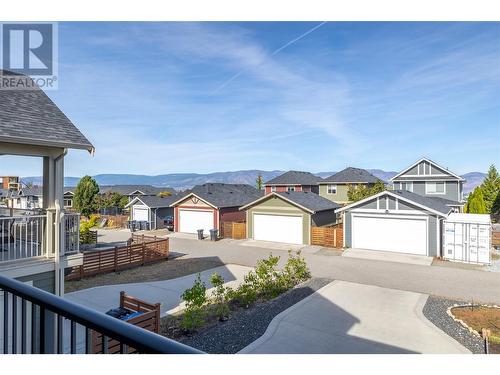 1280 Bergamot Avenue, Kelowna, BC - Outdoor