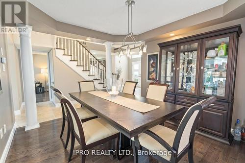 17 Robinson Road, Halton Hills, ON - Indoor Photo Showing Dining Room