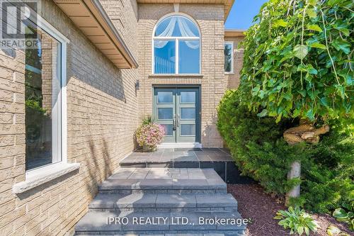 17 Robinson Road, Halton Hills, ON - Outdoor With Deck Patio Veranda