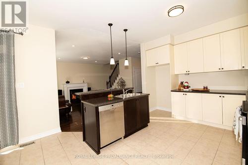 43 Vivian Drive, Clarington (Courtice), ON - Indoor Photo Showing Other Room