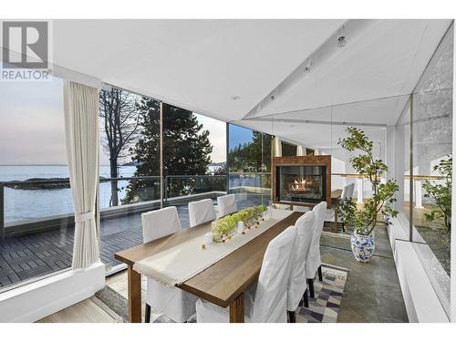 5934 Marine Drive, West Vancouver, BC - Indoor