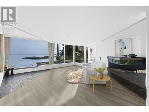 5934 Marine Drive, West Vancouver, BC - Indoor