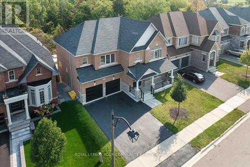 577 Clifford Perry Place, Newmarket, ON - Outdoor With Facade