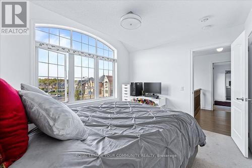 577 Clifford Perry Place, Newmarket, ON - Indoor Photo Showing Bedroom