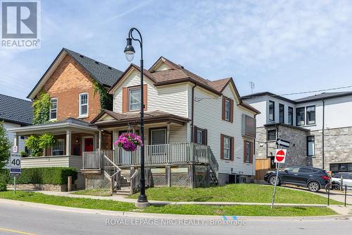 44 Carlisle Street, St. Catharines, ON - Outdoor With Facade