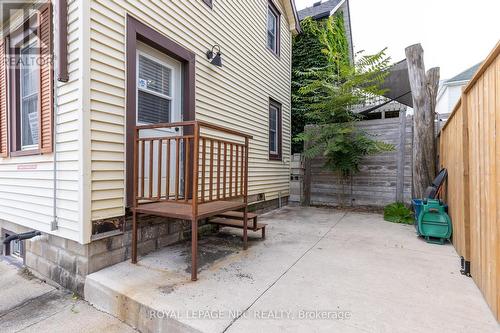 44 Carlisle Street, St. Catharines, ON - Outdoor