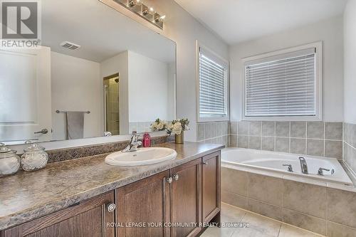 1407 Butler Street, Innisfil, ON - Indoor Photo Showing Bathroom