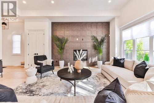 3 Arbourvale, St. Catharines, ON - Indoor Photo Showing Living Room