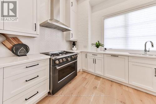 3 Arbourvale, St. Catharines, ON - Indoor Photo Showing Kitchen With Upgraded Kitchen