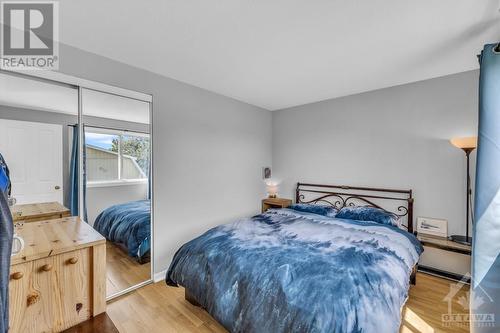 1532 Beaverpond Drive Unit#F, Ottawa, ON - Indoor Photo Showing Bedroom