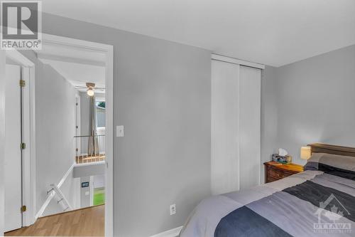 1532 Beaverpond Drive Unit#F, Ottawa, ON - Indoor Photo Showing Bedroom