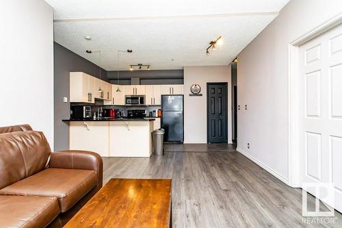 #509 10235 112 St Nw, Edmonton, AB - Indoor Photo Showing Kitchen