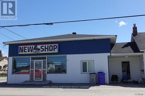 372-380 Pine Street S, Timmins, ON - Outdoor