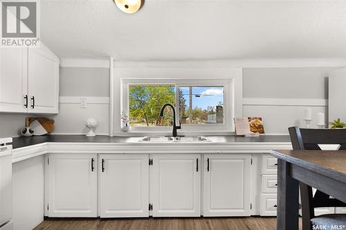 956 Edgar Street, Regina, SK - Indoor Photo Showing Kitchen With Double Sink