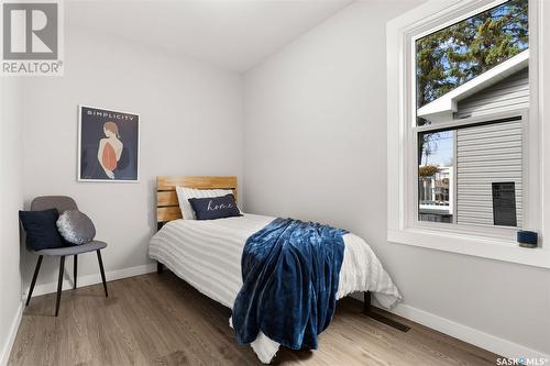 956 Edgar Street, Regina, SK - Indoor Photo Showing Bedroom