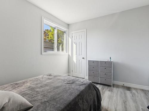 Logement - 350 Rue Laviolette, Gatineau (Gatineau), QC - Indoor Photo Showing Bedroom