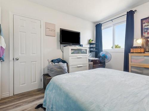 Dwelling - 350 Rue Laviolette, Gatineau (Gatineau), QC - Indoor Photo Showing Bedroom