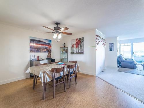 111-2562 Departure Bay Rd, Nanaimo, BC - Indoor Photo Showing Dining Room