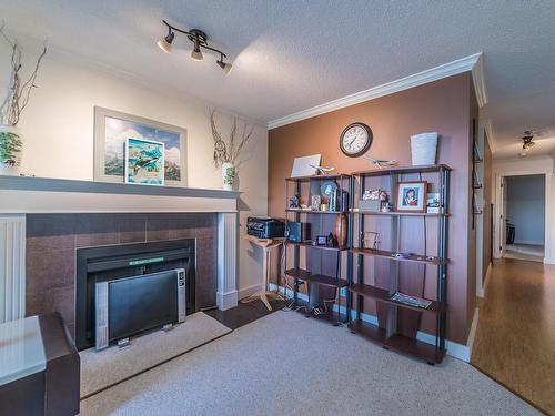 111-2562 Departure Bay Rd, Nanaimo, BC - Indoor With Fireplace