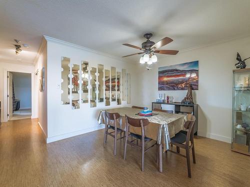 111-2562 Departure Bay Rd, Nanaimo, BC - Indoor Photo Showing Dining Room